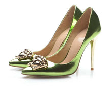 Load image into Gallery viewer, Women&#39;s Green Patent Leather  Pumps