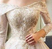 Load image into Gallery viewer, Women&#39;s Luxury Lace Train Design Bridal Wedding Gown