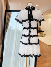 Load image into Gallery viewer, Classic Style Women&#39;s Vine Trim Design Petal Sleeve Lace Dresses