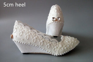 Women’s Beautiful Lace & Pearl Design Wedges – Fashion Footwear