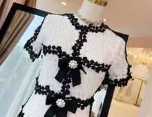 Load image into Gallery viewer, Classic Style Women&#39;s Vine Trim Design Petal Sleeve Lace Dresses