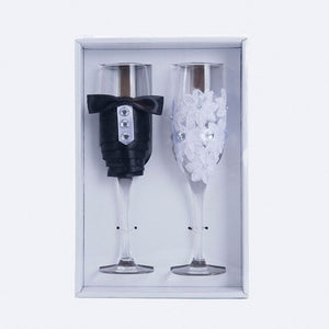 Adorable Black & White Wedding Couple Champagne Glasses - Ailime Designs