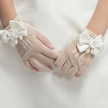 Load image into Gallery viewer, Bridal Lace Trim Gloves – Fine Quality Wedding Accessories