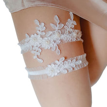 Load image into Gallery viewer, Bridal Accessories – Traditional Wedding Garter Belts