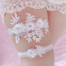 Load image into Gallery viewer, Bridal Accessories – Traditional Wedding Garter Belts