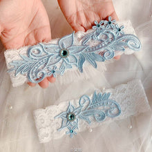 Load image into Gallery viewer, Bridal Accessories – Traditional Wedding Garter Belts