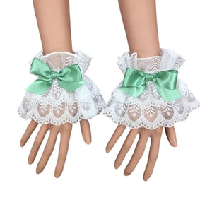 Bridal Lace Trim Gloves – Fine Quality Wedding Accessories