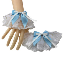 Load image into Gallery viewer, Bridal Lace Trim Gloves – Fine Quality Wedding Accessories