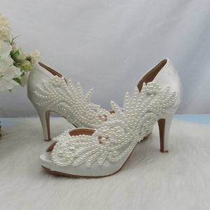 Women’s Beautiful Lace Design Shoes – Fashion Footwear