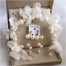 Load image into Gallery viewer, Women Elegant Hats &amp; Decorative Bridal Hair Clips – Ailime Designs