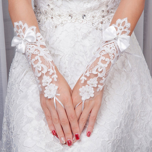 Bridal Lace Trim Gloves – Fine Quality Wedding Accessories