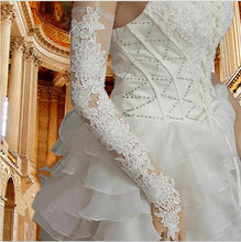 Load image into Gallery viewer, Elegant Bridal Wedding Gloves - Ailime Designs