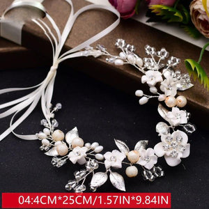 Bridal Accessories – Traditional Wedding Garter Belts