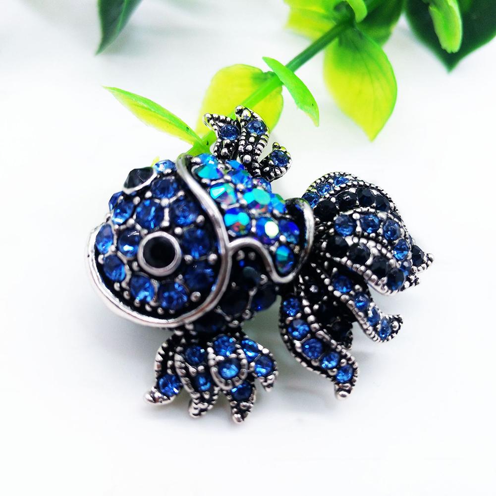 Bubble Eye Blue Stone Fish Pin Brooch - Ailime Designs