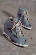 Load image into Gallery viewer, Women&#39;s Denim Shoe Collection - Ailime Designs